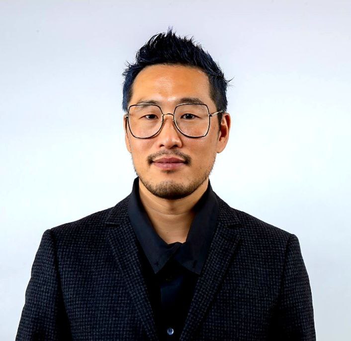 Dong Min Lee